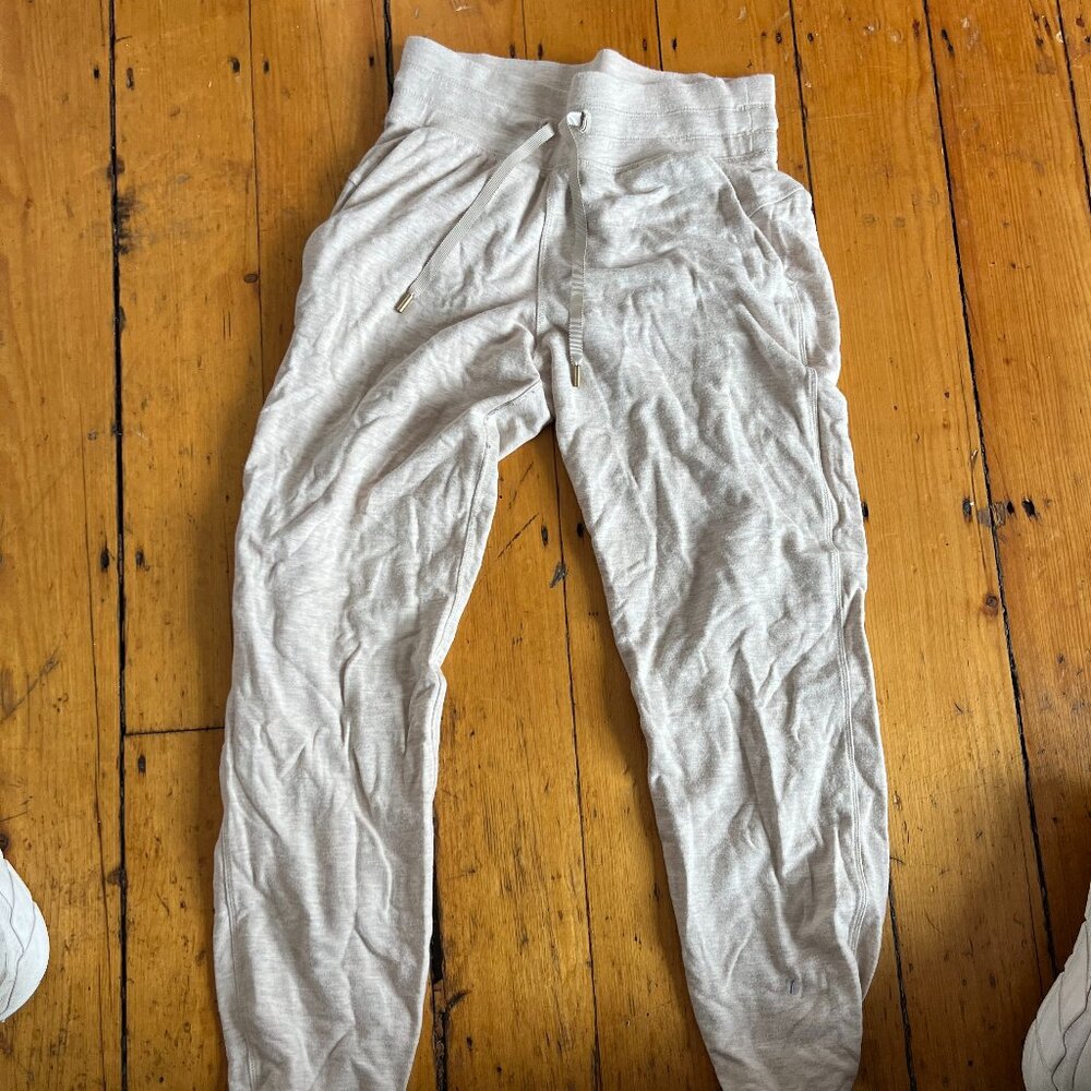 Lululemon Lightweight Joggers Heather Sand